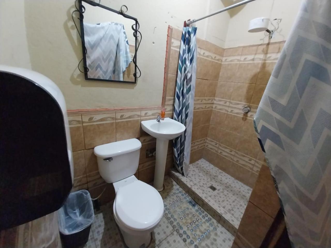 Hotel Alma Maya Antigua Екстериор снимка