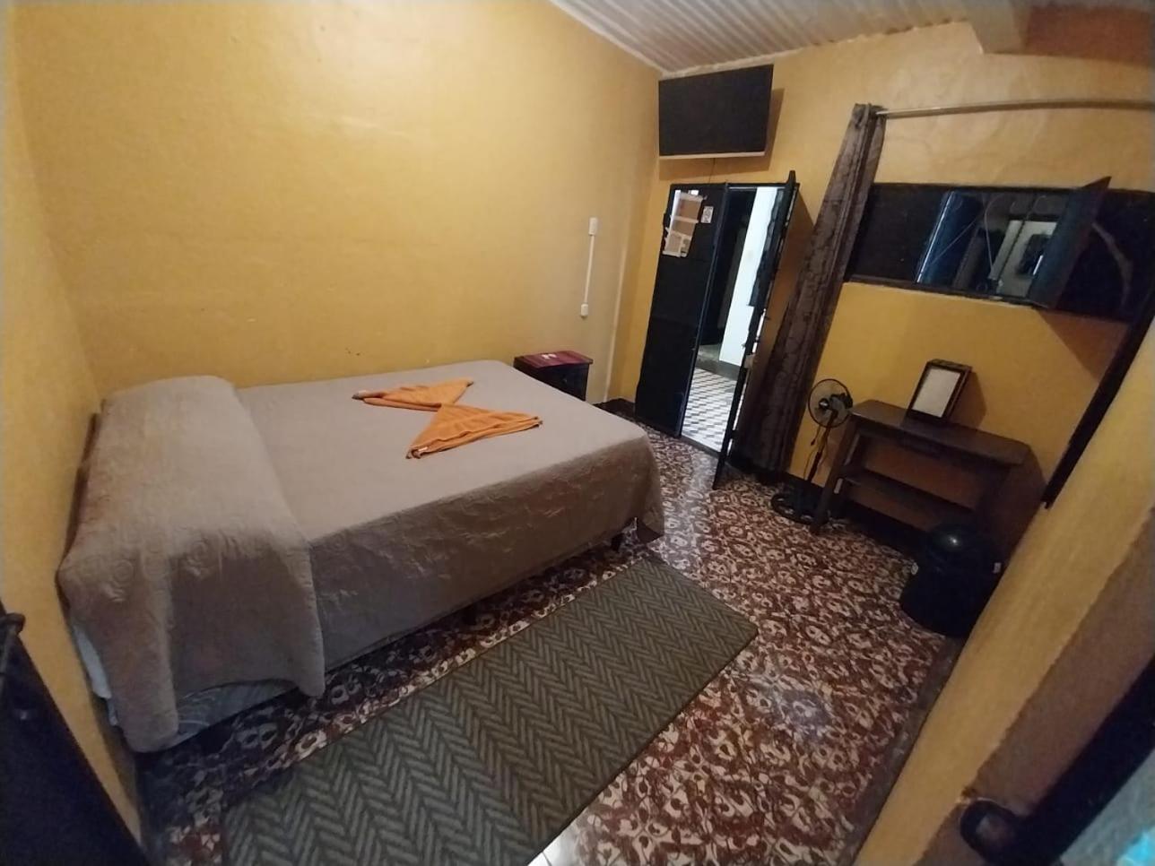 Hotel Alma Maya Antigua Екстериор снимка