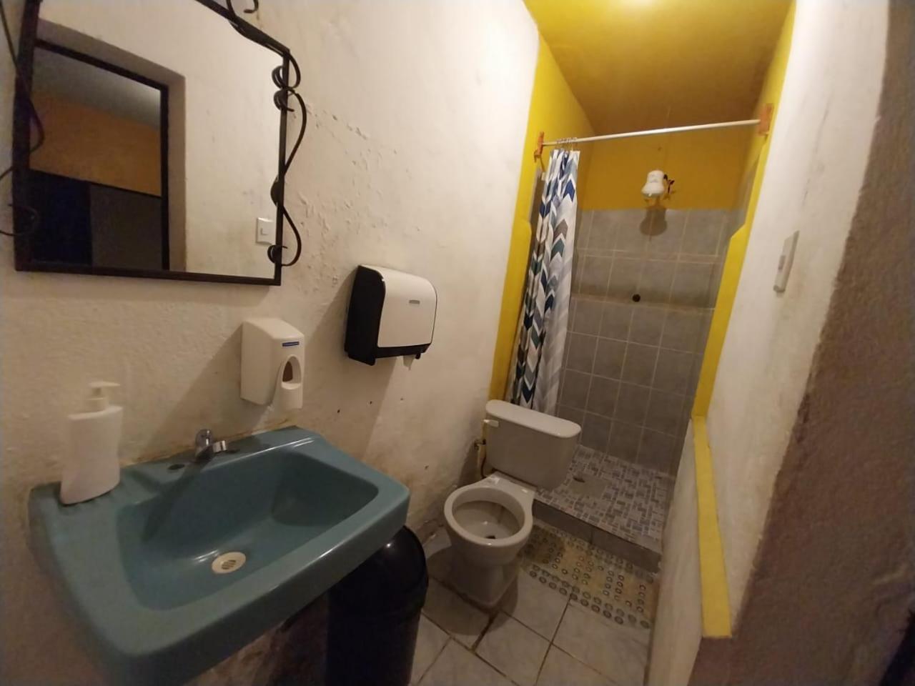 Hotel Alma Maya Antigua Екстериор снимка