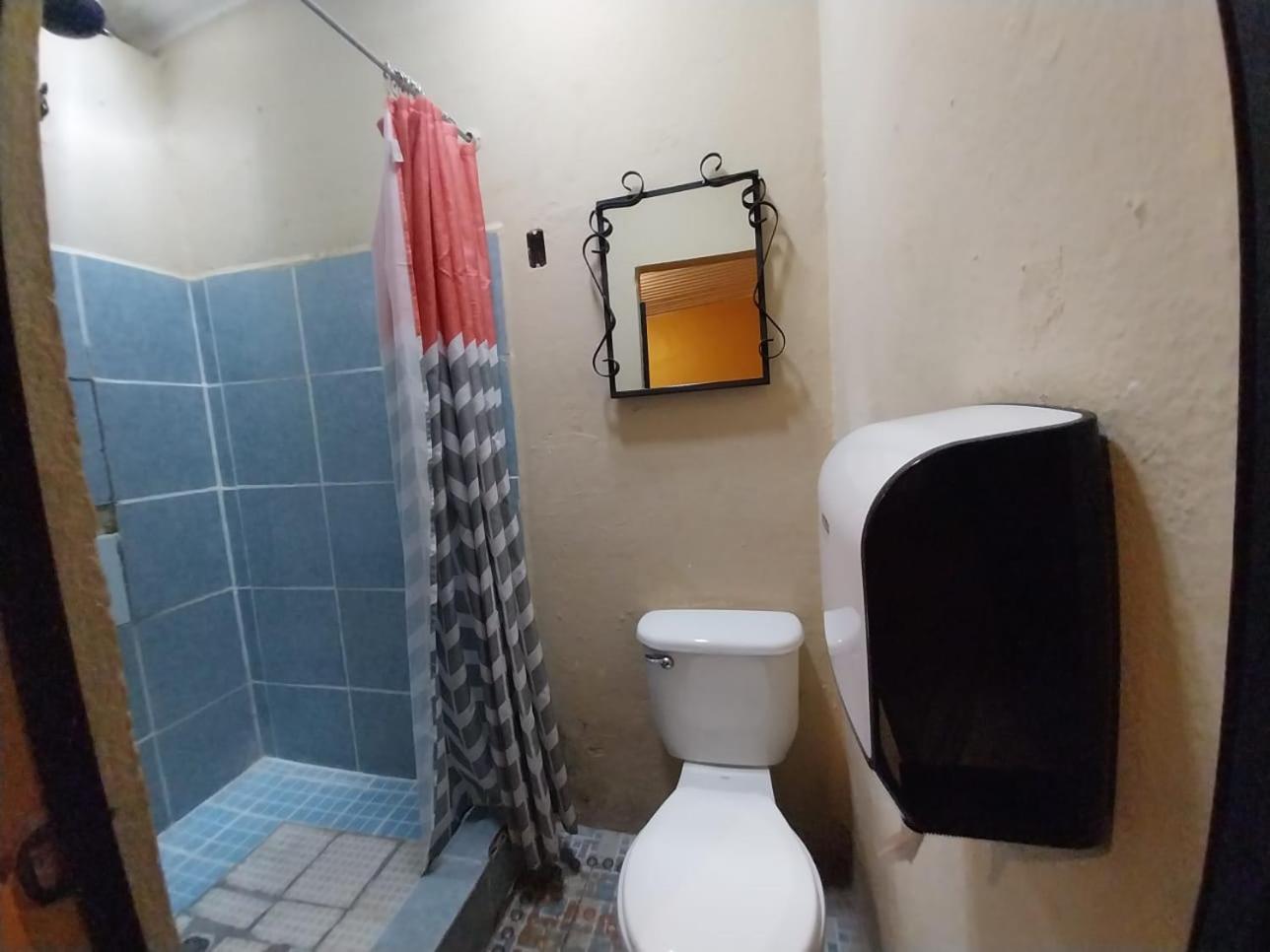 Hotel Alma Maya Antigua Екстериор снимка